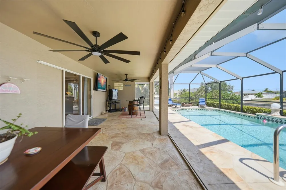 515 GLEASON PARKWAY Cape Coral, FL 33914
