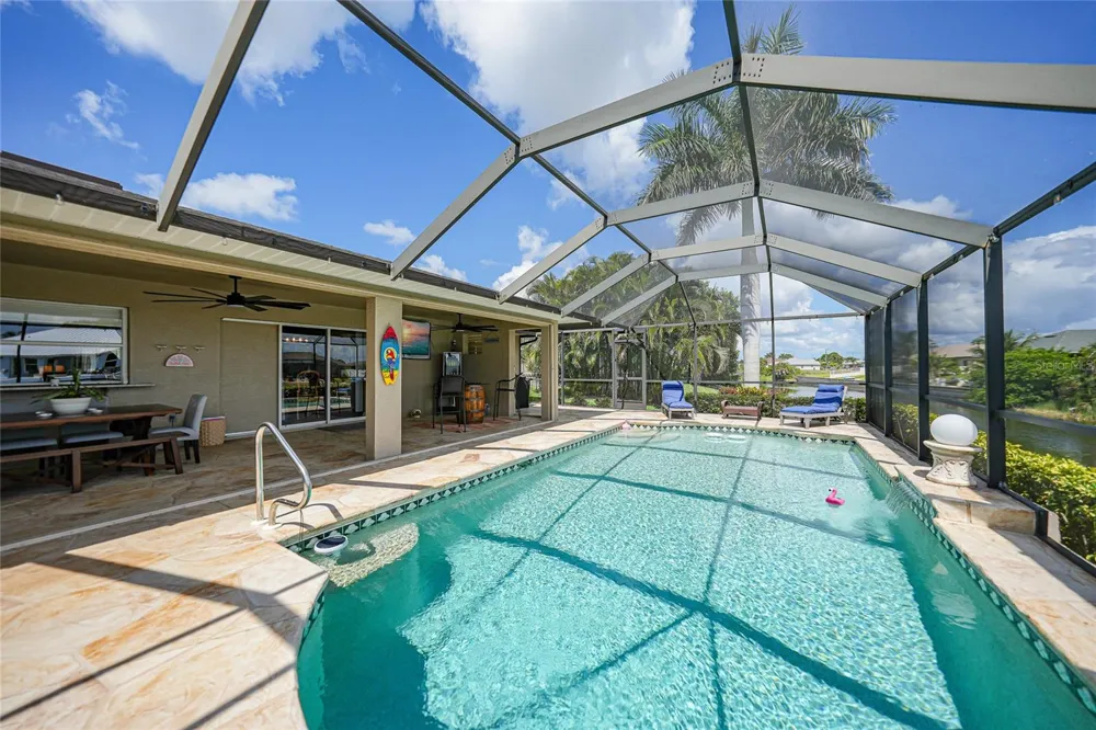 515 GLEASON PARKWAY Cape Coral, FL 33914