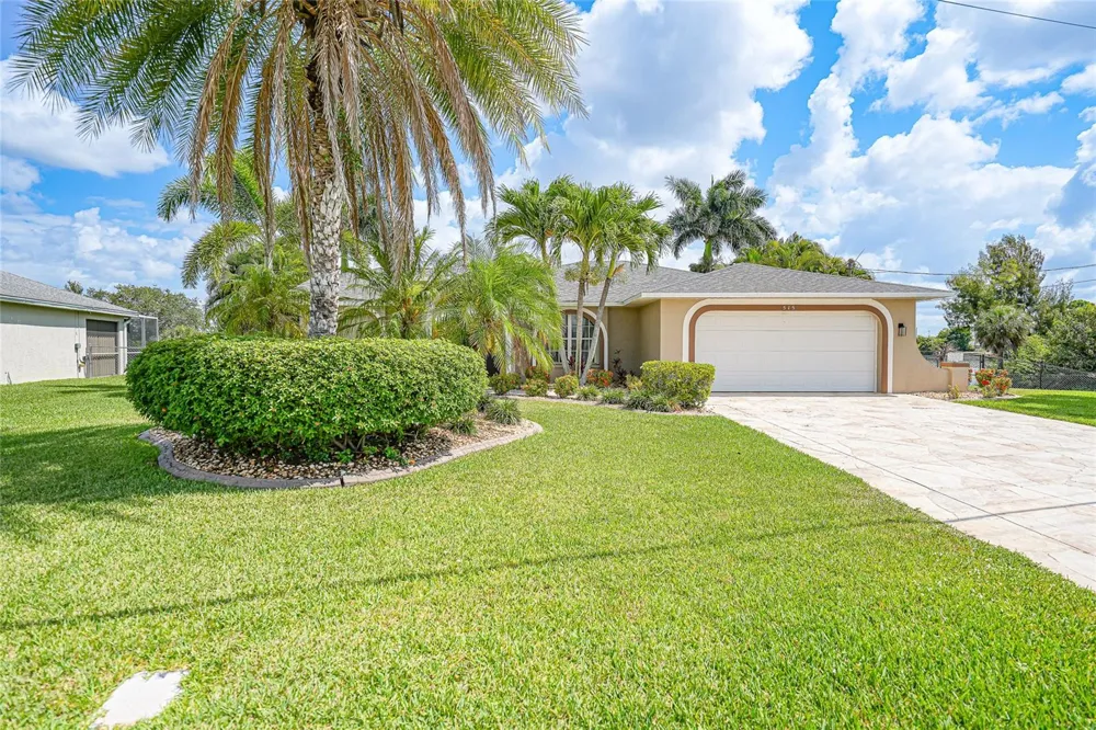 515 GLEASON PARKWAY Cape Coral, FL 33914
