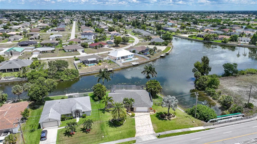 515 GLEASON PARKWAY Cape Coral, FL 33914