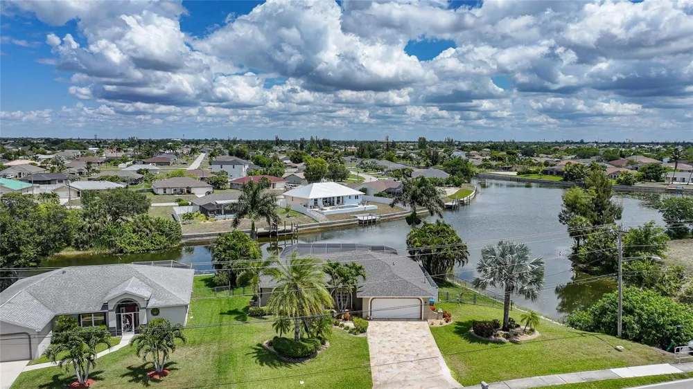 515 GLEASON PARKWAY Cape Coral, FL 33914
