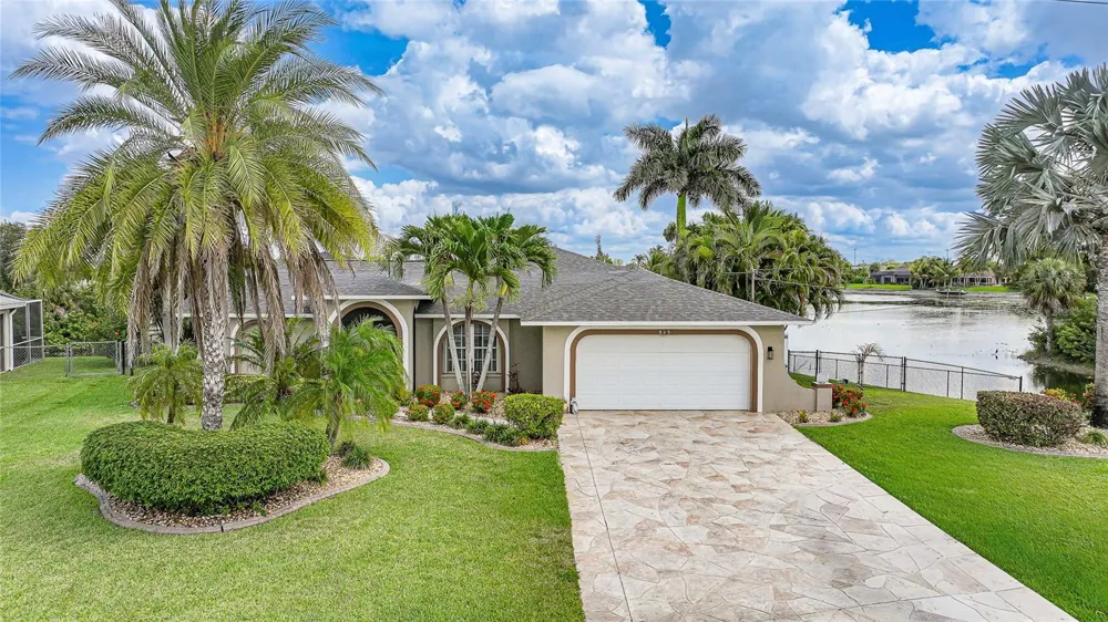 515 GLEASON PARKWAY Cape Coral, FL 33914
