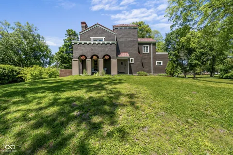 730 W 6th Street