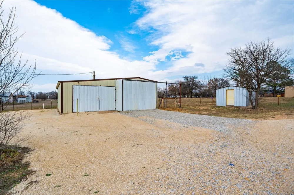 116 County Road 525 A Clyde, TX 79510