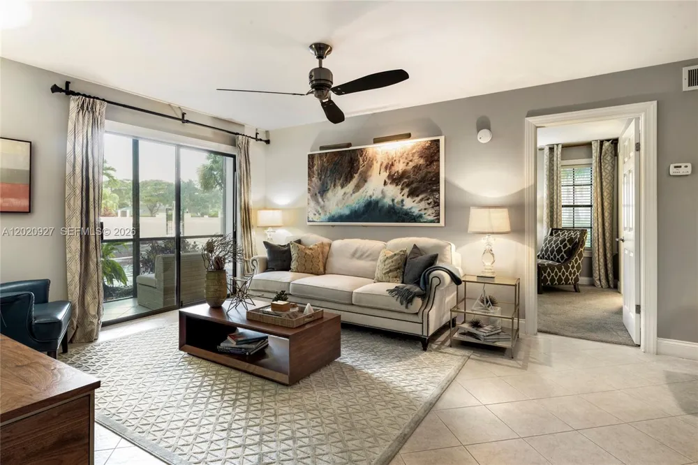 6503 Military Trl #Valencia Boca Raton, FL 33496
