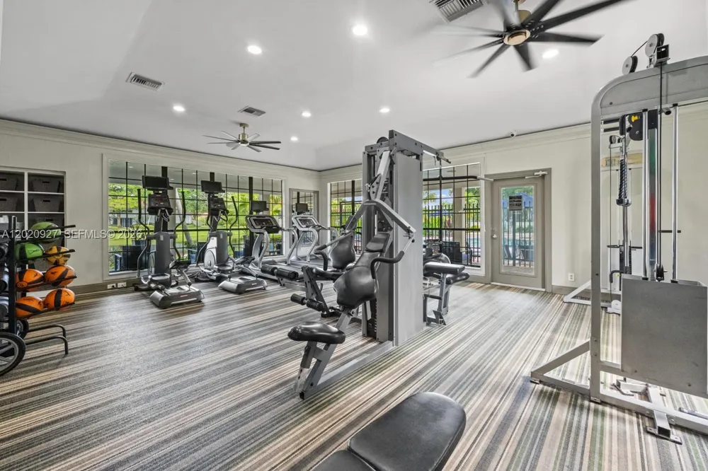 6503 Military Trl #Valencia Boca Raton, FL 33496
