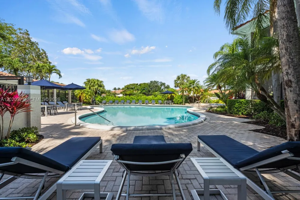 6503 Military Trl #Valencia Boca Raton, FL 33496