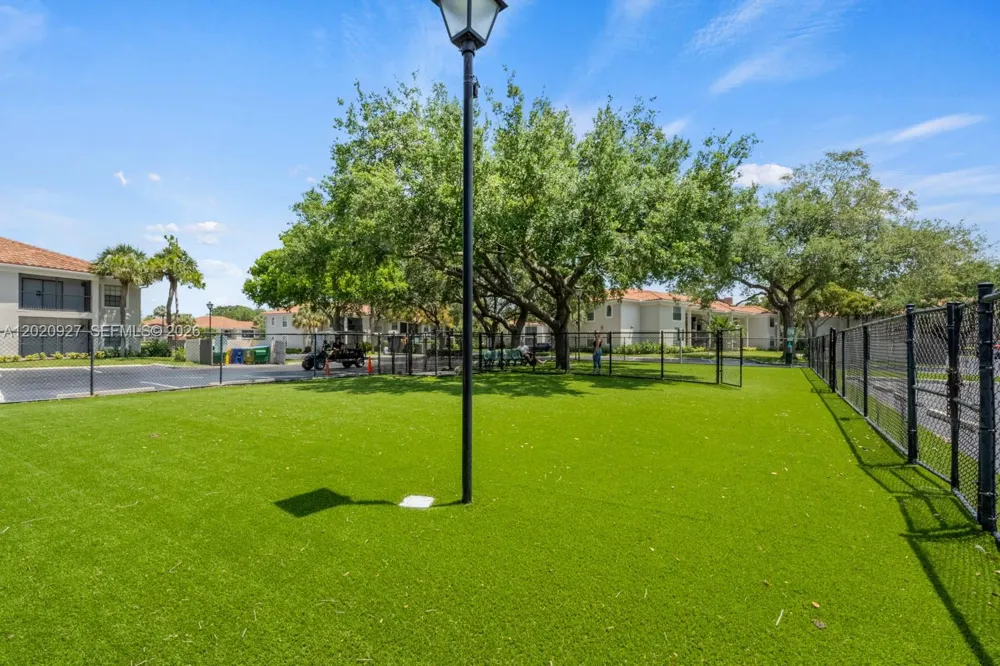 6503 Military Trl #Valencia Boca Raton, FL 33496