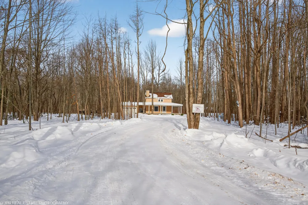6811 116th Avenue Ganges Township, MI 49408