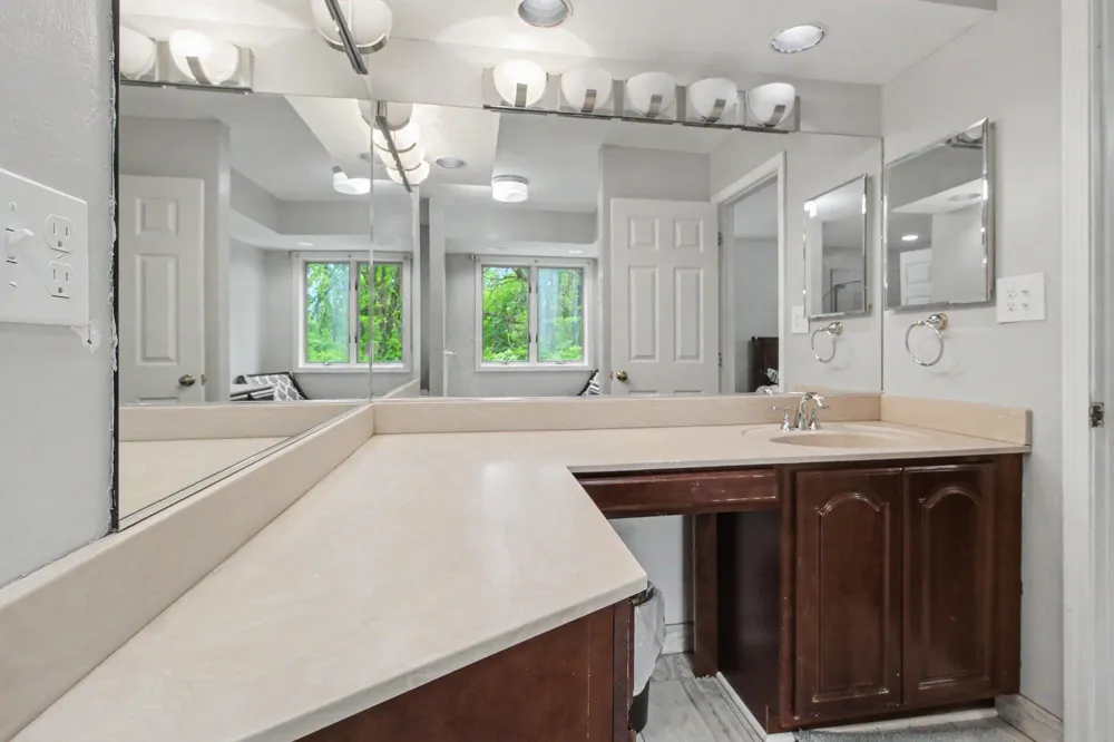 5026 Arbor Valley Lane Superior Charter Township, MI 48105