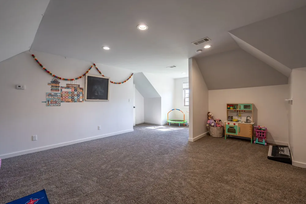 562 Double Eagle Dr Summertown, TN 38483
