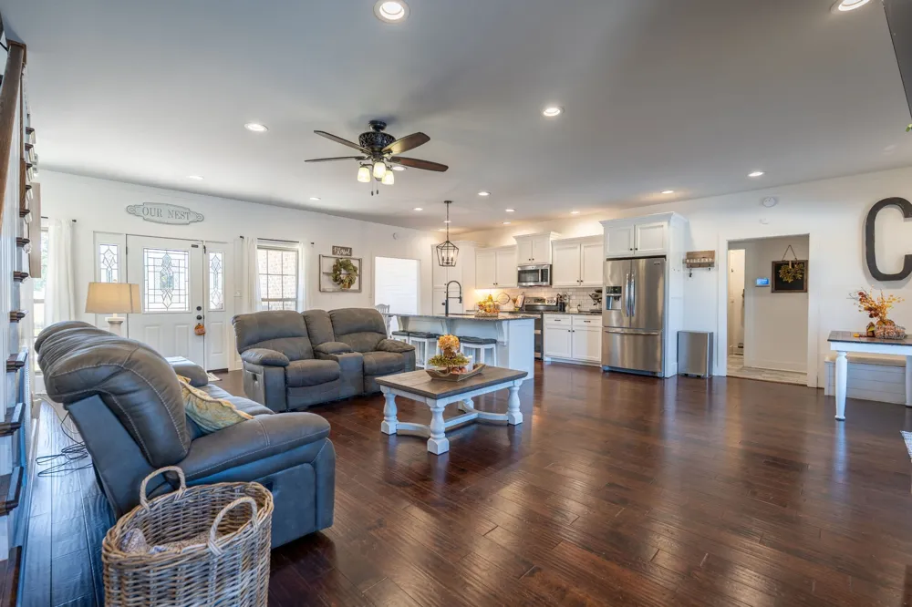 562 Double Eagle Dr Summertown, TN 38483