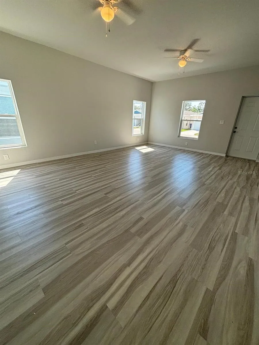 1462 LAS VILLAS BOULEVARD Sebring, FL 33870