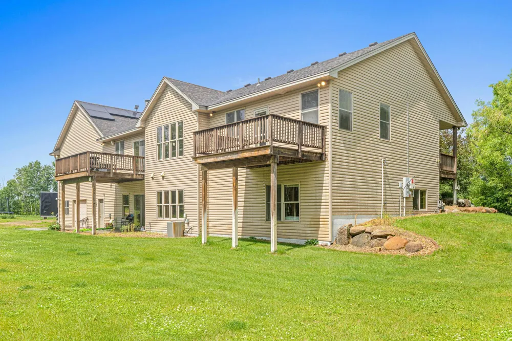 5180 241st Court NW Saint Francis, MN 55070