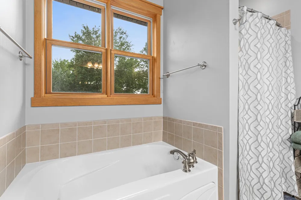 5180 241st Court NW Saint Francis, MN 55070