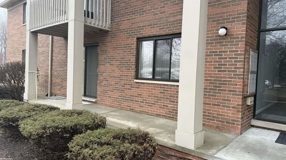 42188 Todd Mark Lane Clinton Charter Township, MI 48038