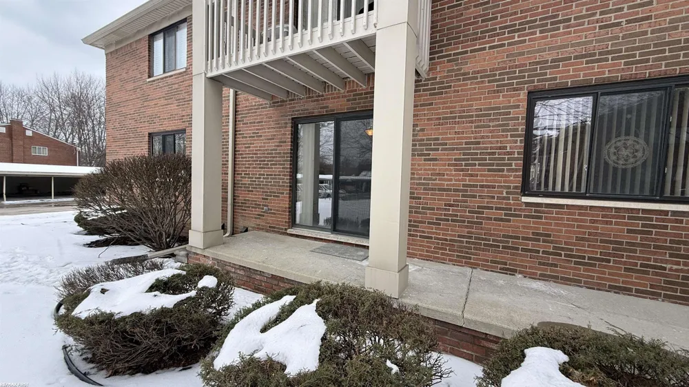 42188 Todd Mark Lane Clinton Charter Township, MI 48038