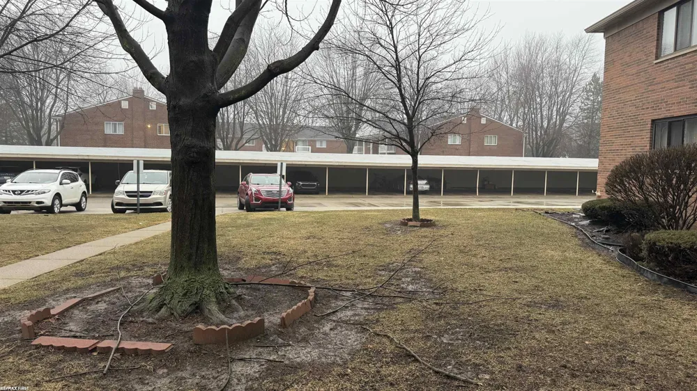 42188 Todd Mark Lane Clinton Charter Township, MI 48038