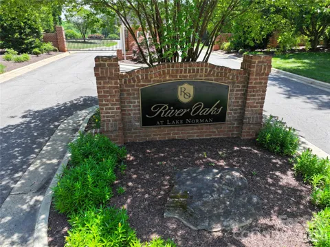 317 Broken Arrow Drive