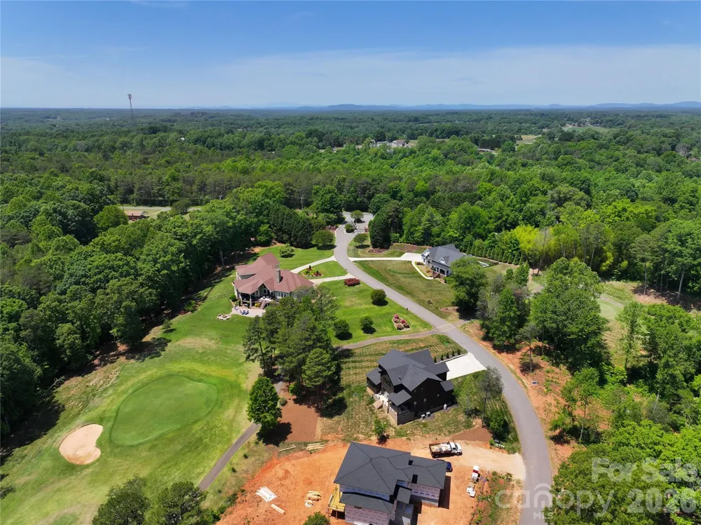 317 Broken Arrow Drive Statesville, NC 28677