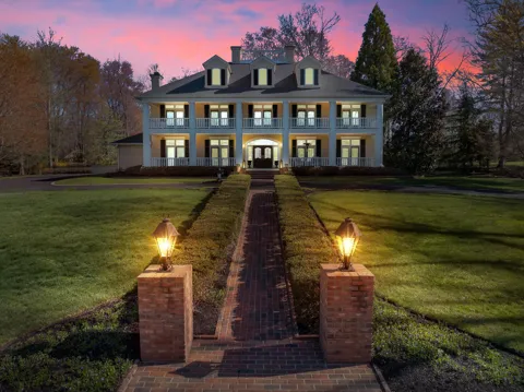950 PENNBROOKE LANE #          