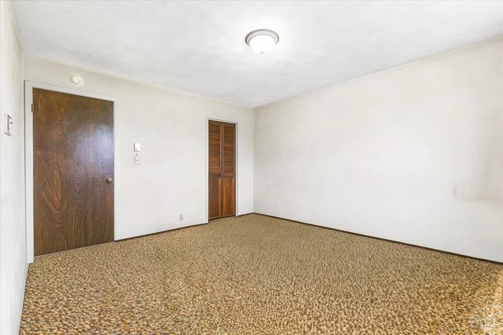2062 Woolsey Road Fulton, CA 95439