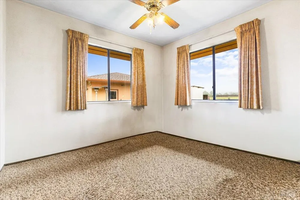 2062 Woolsey Road Fulton, CA 95439