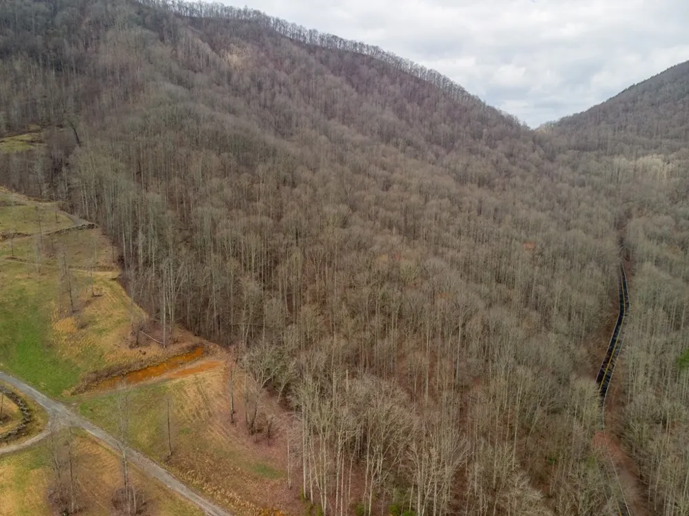 Upper Tuskeegee Road Robbinsville, NC 28771