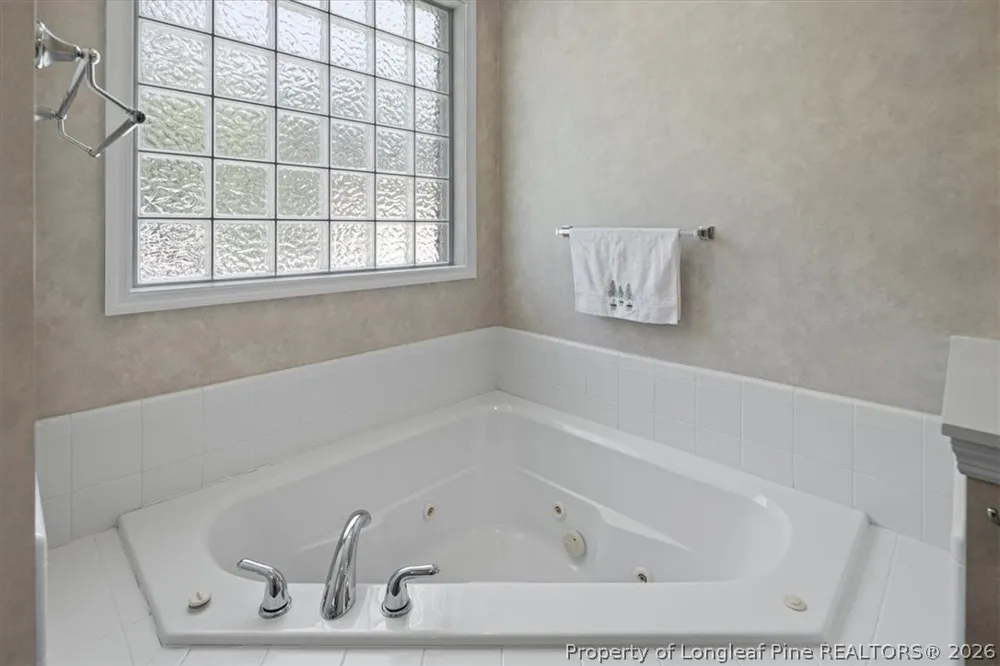 321 Stone Cross Drive Spring Lake, NC 28390