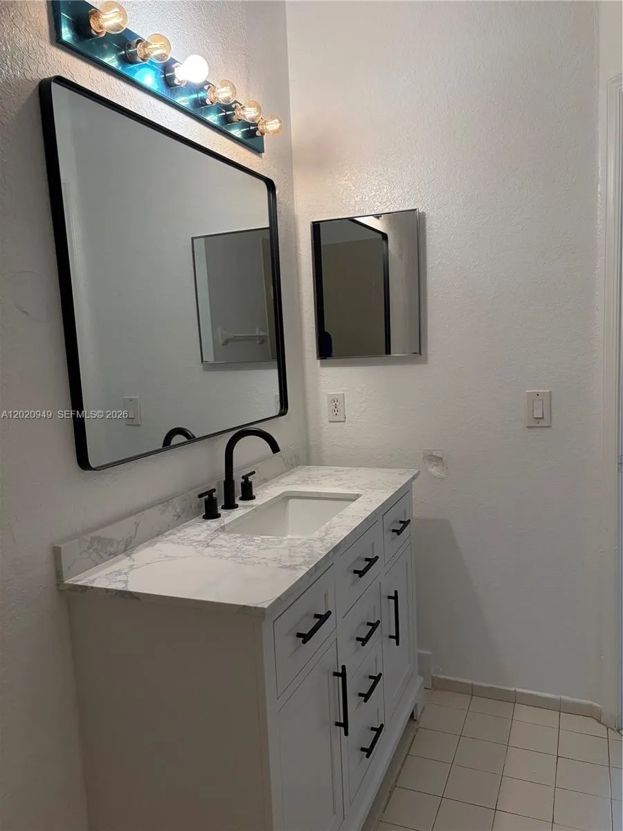 8835 S Isles Cir #8835 Tamarac, FL 33321