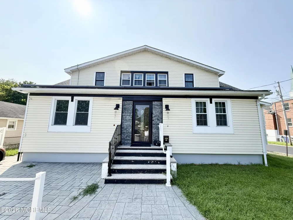 73 Laurence Parkway Laurence Harbor, NJ 08879