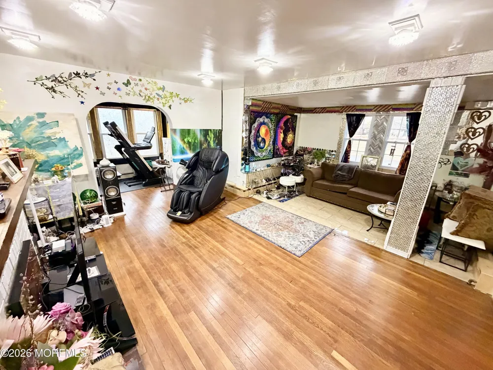 73 Laurence Parkway Laurence Harbor, NJ 08879