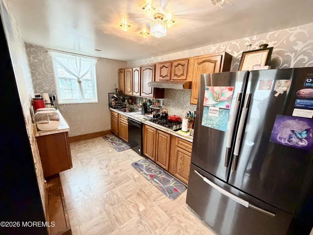 73 Laurence Parkway Laurence Harbor, NJ 08879