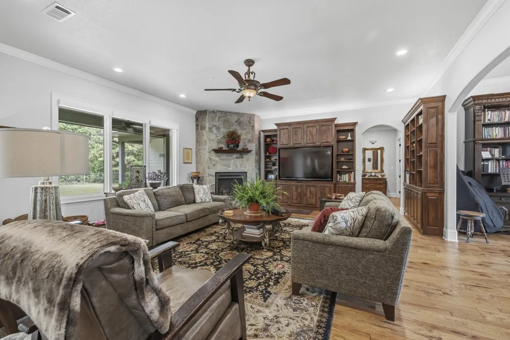 4354 S Fm 2869 Hawkins, TX 75765