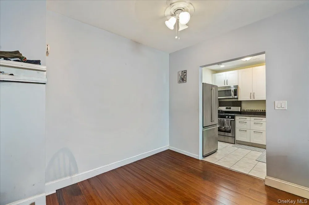 130 Post Avenue #324 Westbury, NY 11590