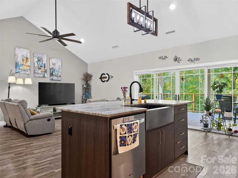 278 Hunters Trace Rutherfordton, NC 28139