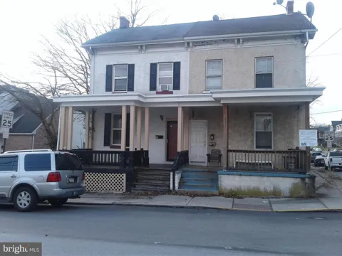 28 5TH AVENUE