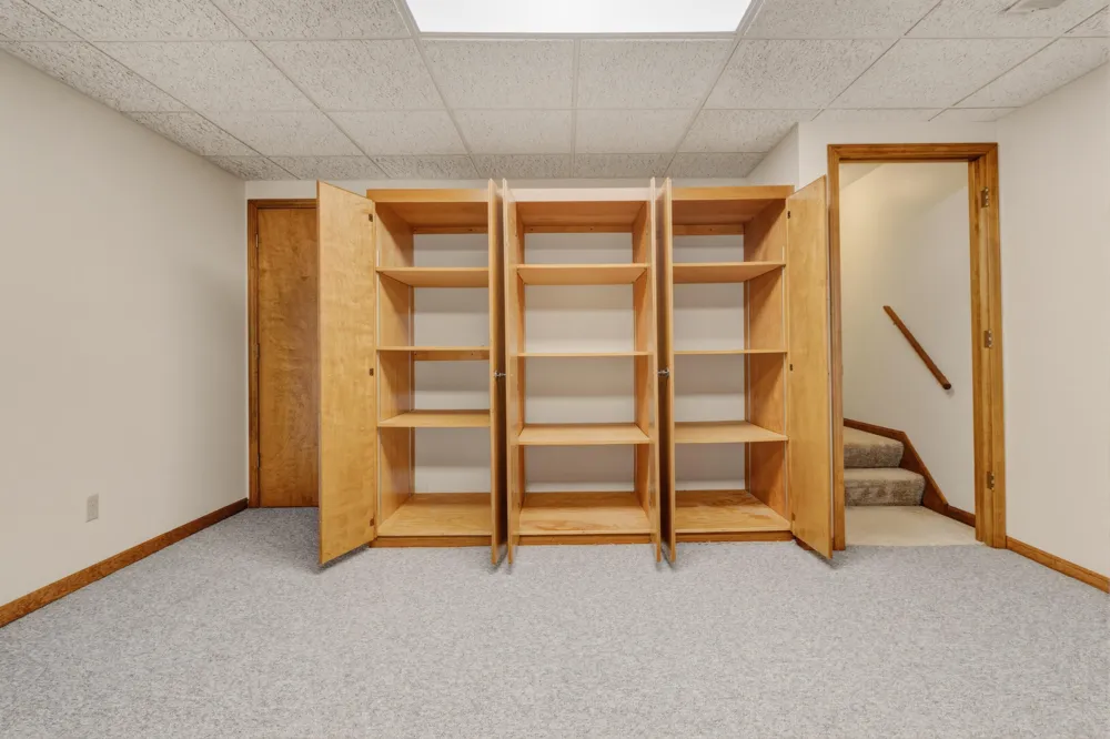 643 Crestview Street #27 Holland City, MI 49423
