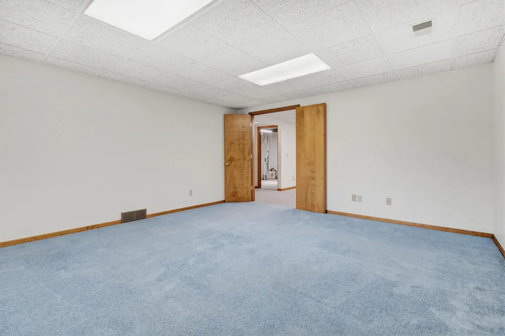 643 Crestview Street #27 Holland City, MI 49423