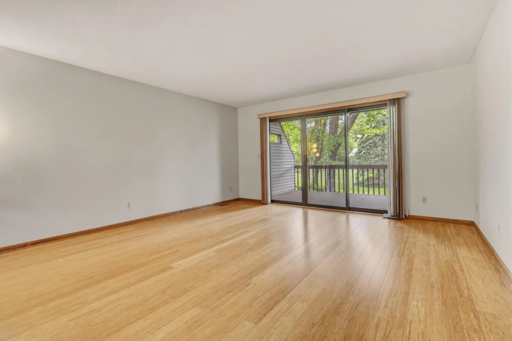 643 Crestview Street #27 Holland City, MI 49423
