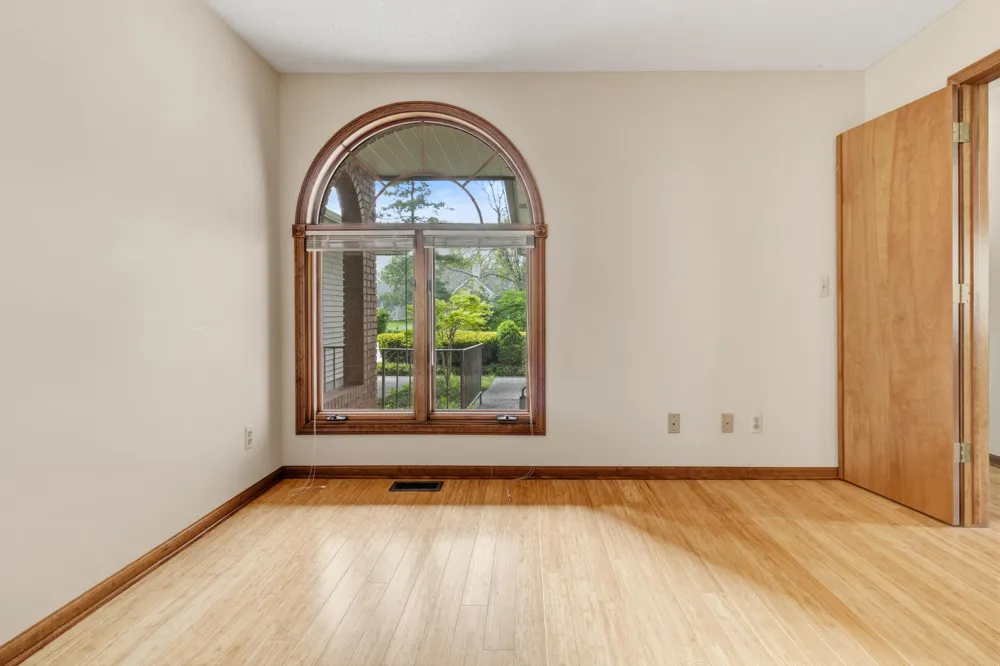 643 Crestview Street #27 Holland City, MI 49423