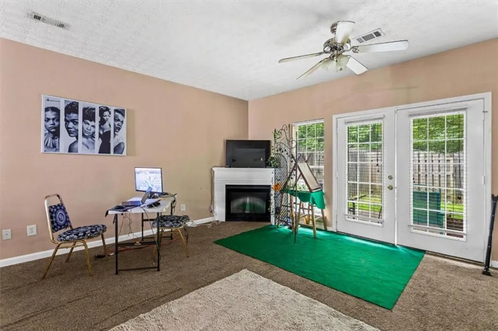 4364 Stone Gate Way #94 East Point, GA 30344