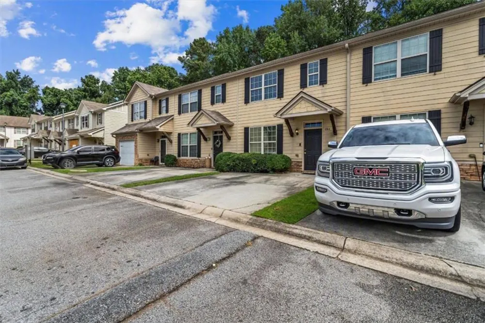 4364 Stone Gate Way #94 East Point, GA 30344