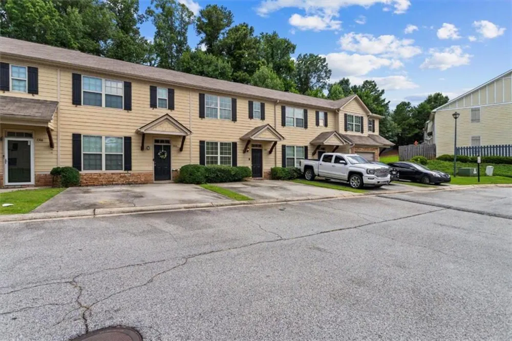 4364 Stone Gate Way #94 East Point, GA 30344