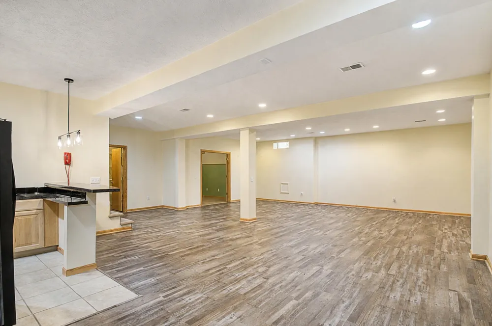 146 Summerfield Court SW Grandville, MI 49418