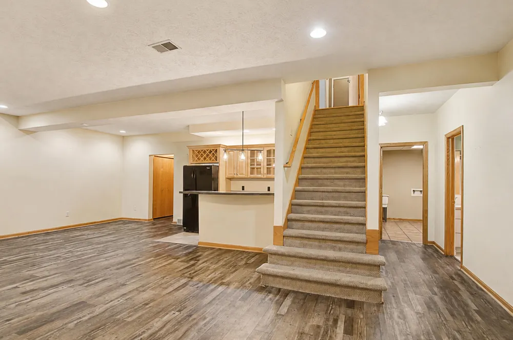 146 Summerfield Court SW Grandville, MI 49418