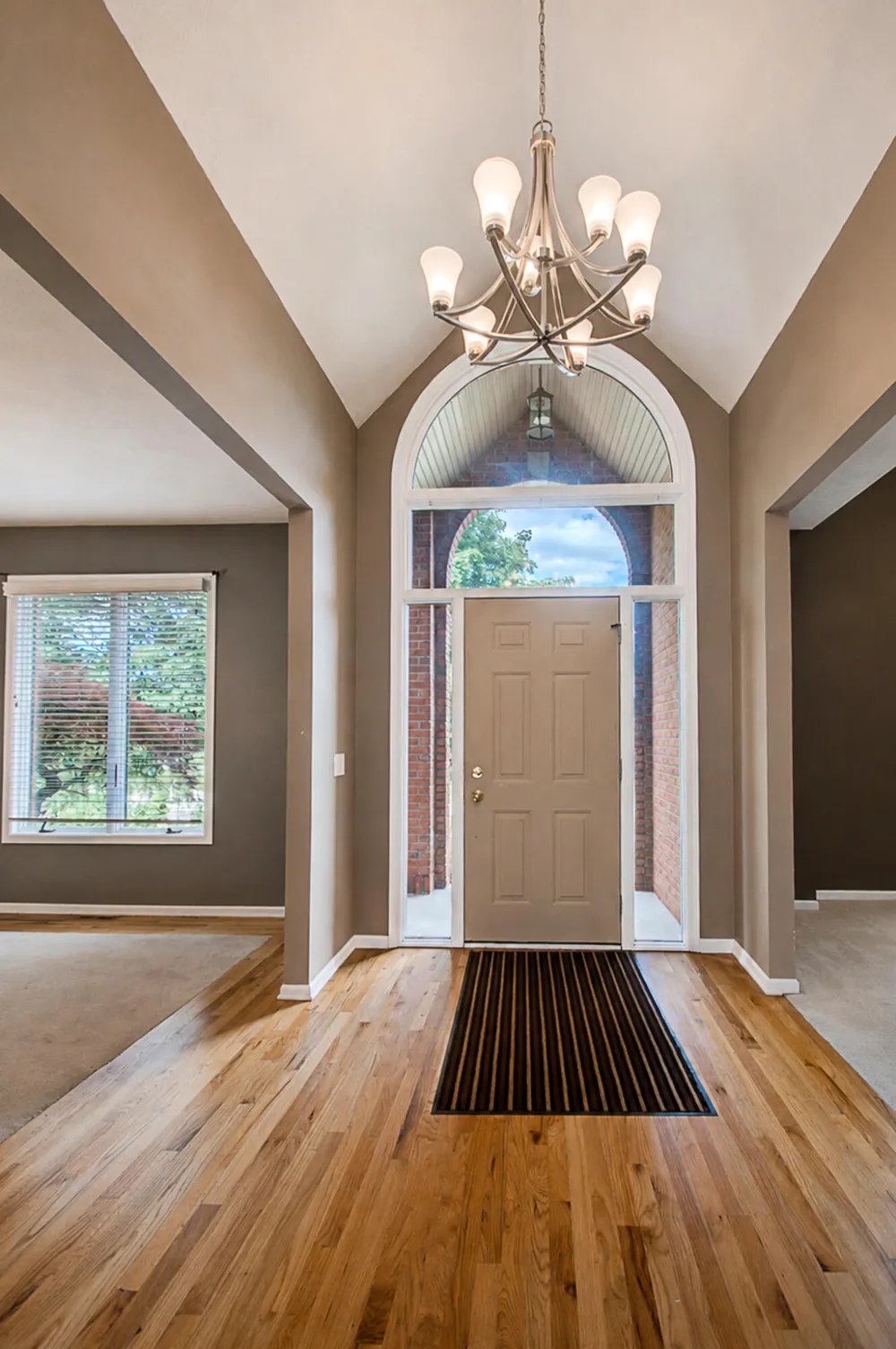 146 Summerfield Court SW Grandville, MI 49418