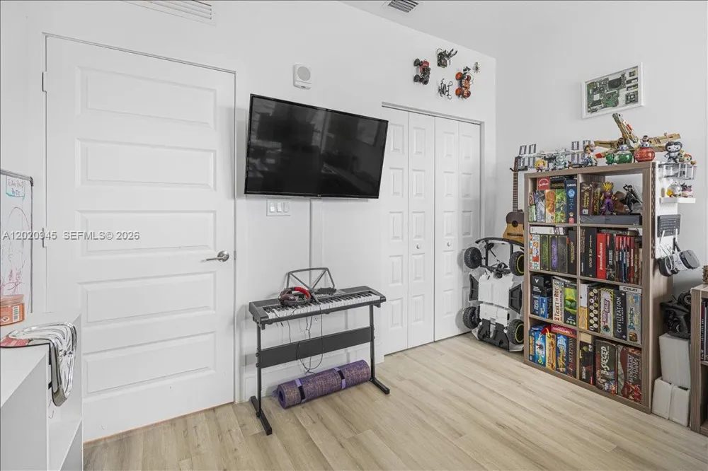 8301 NW 41st St #B-309 Doral, FL 33166