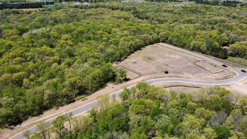 20041 Vintage Drive NW Oak Grove, MN 55303