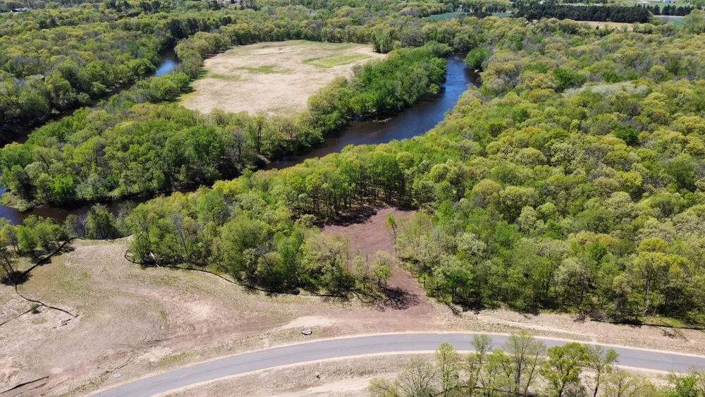 20041 Vintage Drive NW Oak Grove, MN 55303
